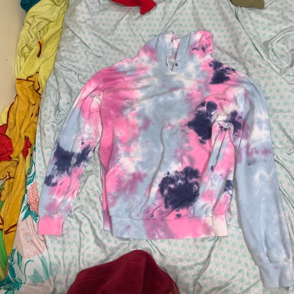 Tops - Tie dye hoodie